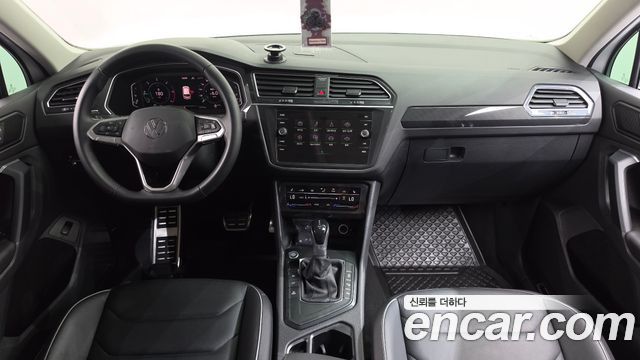 Volkswagen Tiguan (II) 2.0 TDI Premium 2021 — фото 7