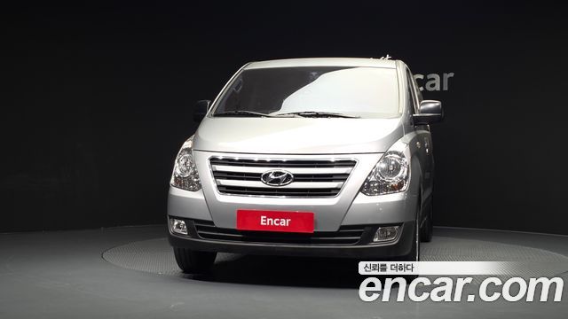 Hyundai Grand Starex 5-Seater VAN Smart 2017 — фото 3