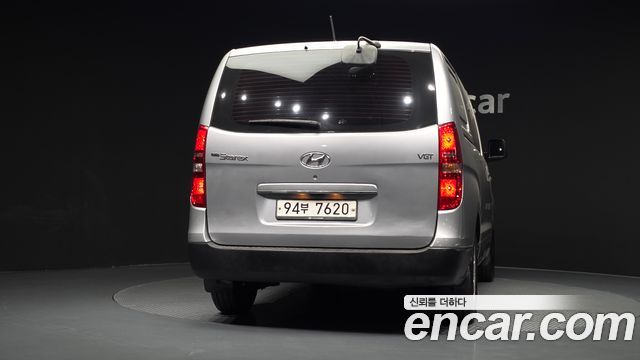 Hyundai Grand Starex 5-Seater VAN Smart 2017 — фото 4