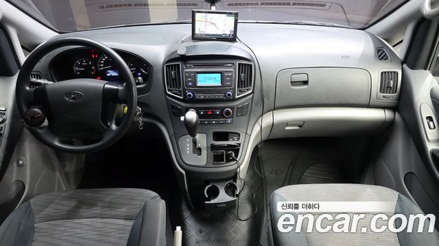 Hyundai Grand Starex 5-Seater VAN Smart 2017 — фото 7