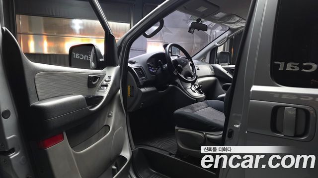 Hyundai Grand Starex 5-Seater VAN Smart 2017 — фото 10
