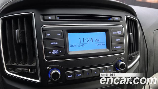 Hyundai Grand Starex 5-Seater VAN Smart 2017 — фото 16