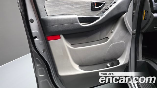 Hyundai Grand Starex 5-Seater VAN Smart 2017 — фото 24