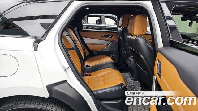 Land Rover Range Rover Velar 3.0 D300 R-Dynamic HSE 2018 — фото 12
