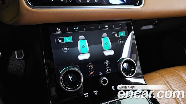 Land Rover Range Rover Velar 3.0 D300 R-Dynamic HSE 2018 — фото 17