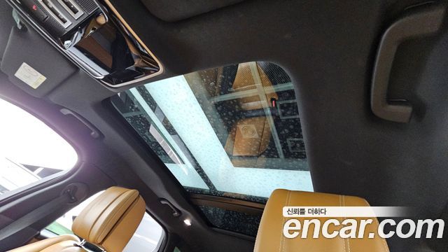 Land Rover Range Rover Velar 3.0 D300 R-Dynamic HSE 2018 — фото 18