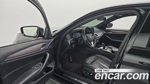 BMW 5 Series (G30) 530i M Sport Package Plus 2017 — фото 10