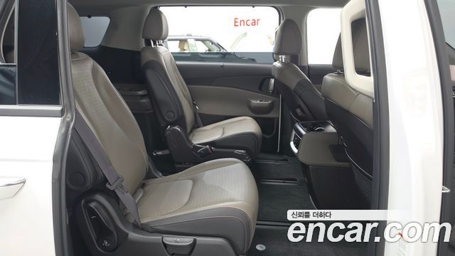Kia Carnival (IV) Diesel 7-Seater Outdoor Noblesse 2025 — фото 11