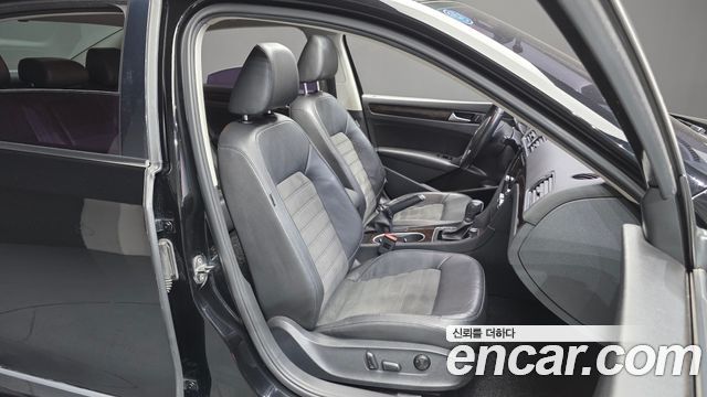 Volkswagen Passat 2.5 B7 2014 — фото 12