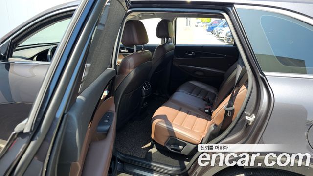 Kia Sorento Diesel 2.0 2WD Noblesse Special 2017 — фото 12