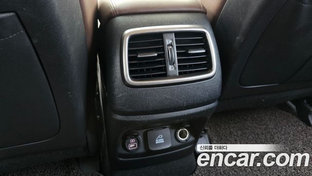 Kia Sorento Diesel 2.0 2WD Noblesse Special 2017 — фото 19