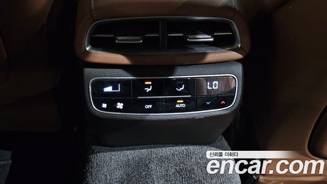Genesis G80 (RG3) Gasoline 3.5 Turbo AWD 2024 — фото 31