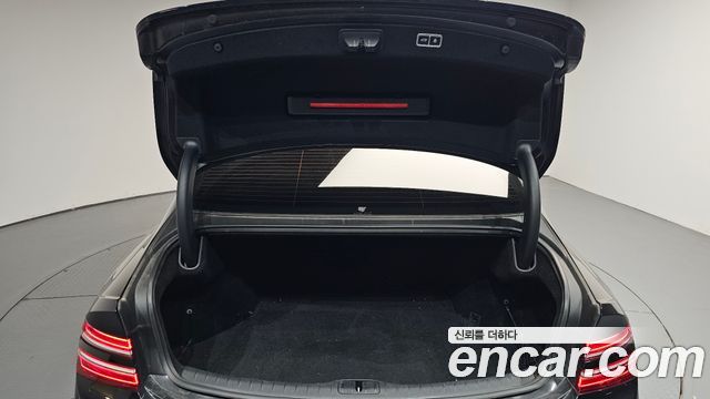 Genesis G80 (RG3) Gasoline 3.5 Turbo AWD 2024 — фото 35