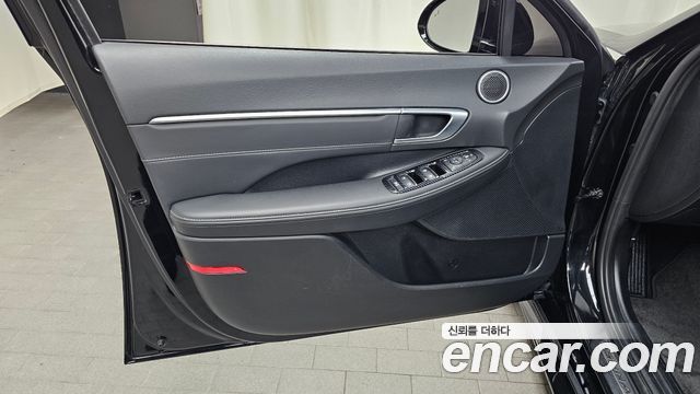 Hyundai Sonata (DN8) 1.6 Turbo Premium Plus 2022 — фото 24