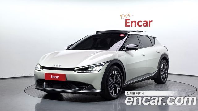 Kia EV6 Long Range 4WD Air 2022 — фото 1