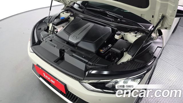 Kia EV6 Long Range 4WD Air 2022 — фото 6