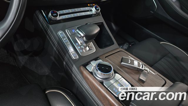Genesis G90 5.0 AWD Prestige 2021 — фото 9