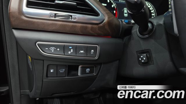 Genesis G90 5.0 AWD Prestige 2021 — фото 16