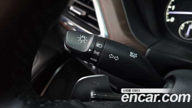 Genesis G90 5.0 AWD Prestige 2021 — фото 34