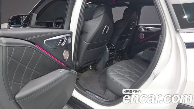 BMW XM (G09) 4.4 2023 — фото 15