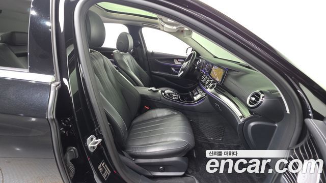Mercedes-Benz E-Class (W213) E450 4MATIC Exclusive 2020 — фото 26