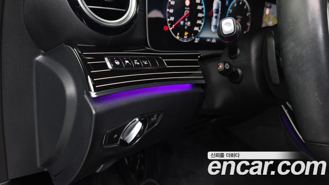Mercedes-Benz E-Class (W213) E450 4MATIC Exclusive 2020 — фото 32