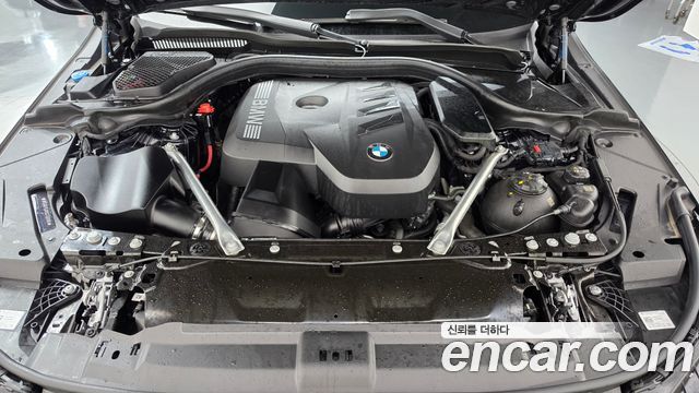 BMW 5 Series (G60) 530e xDrive M Sport 2025 — фото 6