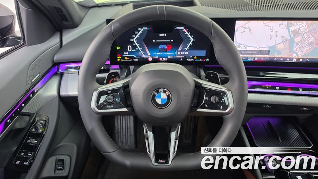 BMW 5 Series (G60) 530e xDrive M Sport 2025 — фото 17