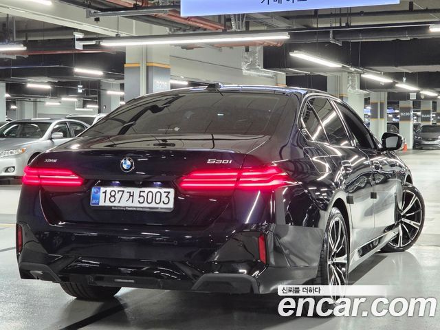 BMW 5 Series (G60) 530e xDrive M Sport 2025 — фото 43