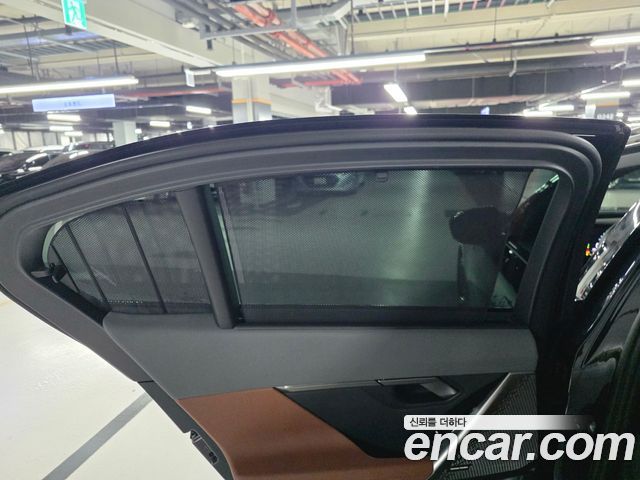 BMW 5 Series (G60) 530e xDrive M Sport 2025 — фото 49