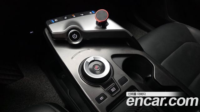 Kia EV6 Long Range 4WD Air 2022 — фото 9