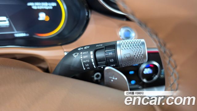 Genesis GV70 2.2 Diesel AWD 2021 — фото 20