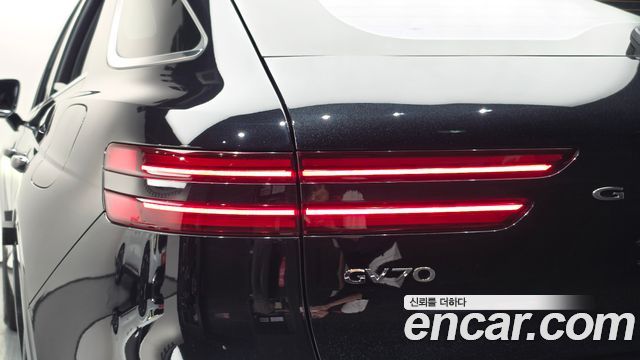 Genesis GV70 2.2 Diesel AWD 2021 — фото 23