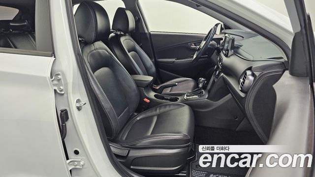 Hyundai Kona 1.6 Turbo 2WD Modern Art 2018 — фото 26