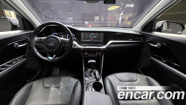 Kia Niro 1.6 HEV Prestige 2020 — фото 7