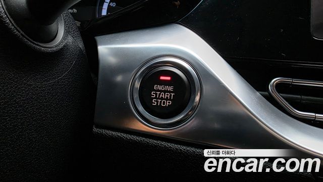Kia Niro 1.6 HEV Prestige 2020 — фото 28