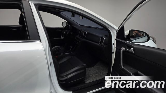 Kia Sportage (IV) Diesel 1.7 2wd Noblesse 2018 — фото 11