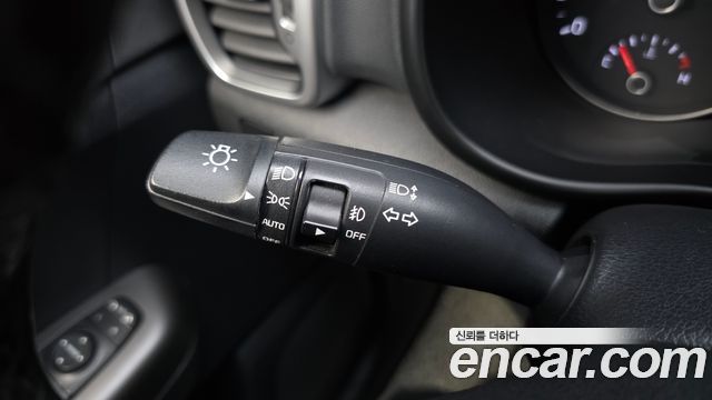 Kia Sportage (IV) Diesel 1.7 2wd Noblesse 2018 — фото 18