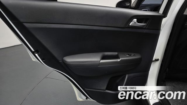 Kia Sportage (IV) Diesel 1.7 2wd Noblesse 2018 — фото 25