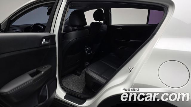 Kia Sportage (IV) Diesel 1.7 2wd Noblesse 2018 — фото 26