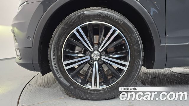 Volkswagen Tiguan (II) 2.0 TDI Prestige 2020 — фото 5