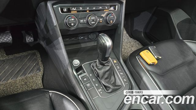 Volkswagen Tiguan (II) 2.0 TDI Prestige 2020 — фото 9