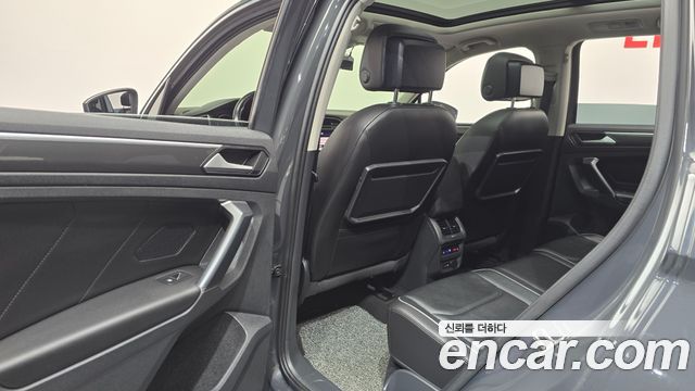 Volkswagen Tiguan (II) 2.0 TDI Prestige 2020 — фото 27