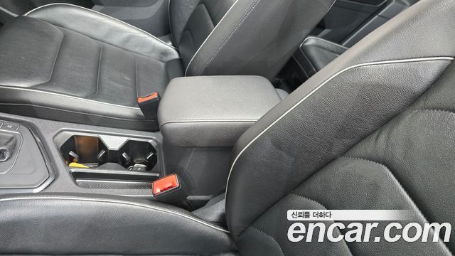 Volkswagen Tiguan (II) 2.0 TDI Prestige 2020 — фото 30