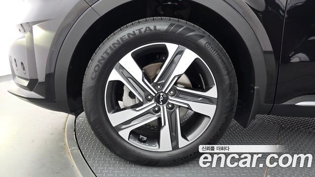 Kia Sorento (IV) HEV 1.6 2WD Signature 2023 — фото 5