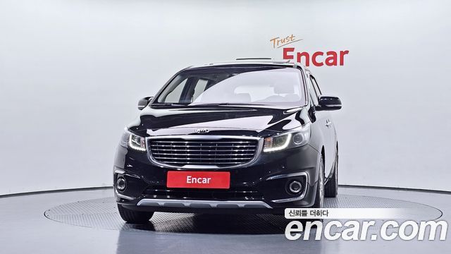 Kia Carnival 9-seater Prestige 2017 — фото 3