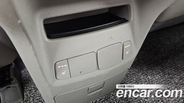 Kia Carnival 9-seater Prestige 2017 — фото 20