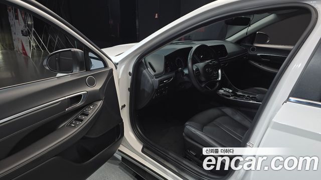 Hyundai Sonata (DN8) 2.0 LPG(rental car) Premium 2023 — фото 10