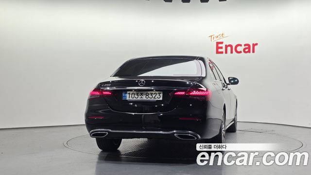 Mercedes-Benz E-Class (W213) E250 Avantgarde 2021 — фото 4