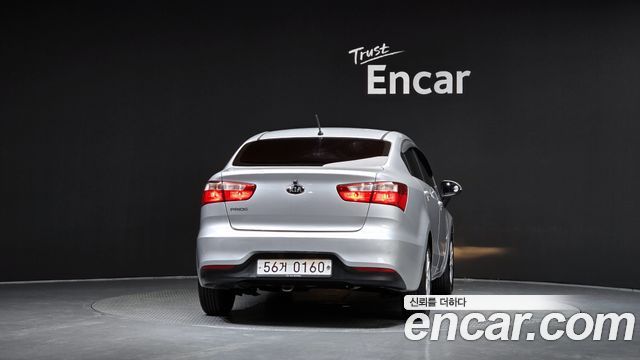 Kia Pride 4DR 1.4 MPI Trendy 2016 — фото 4